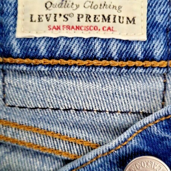 Levi's Womens Jeans Size 25 Wedgie Straight Blue High Rise Button Fly Denim Crop - Picture 8 of 15